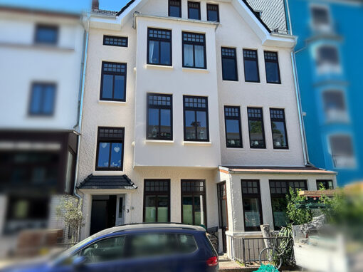 Neuer Fassadenanstrich für Altbau Neuer Fassadenanstrich für Altbau
